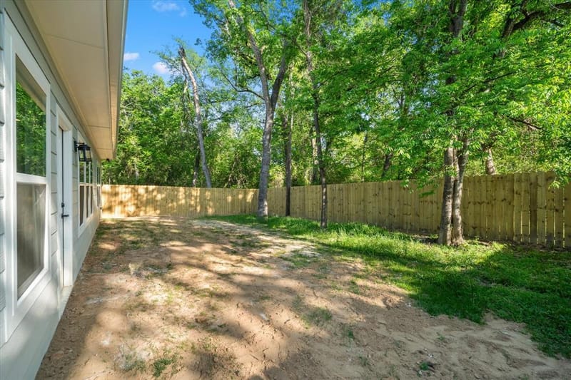 114 Granada Street, Payne Springs TX 75156 - Photo 6