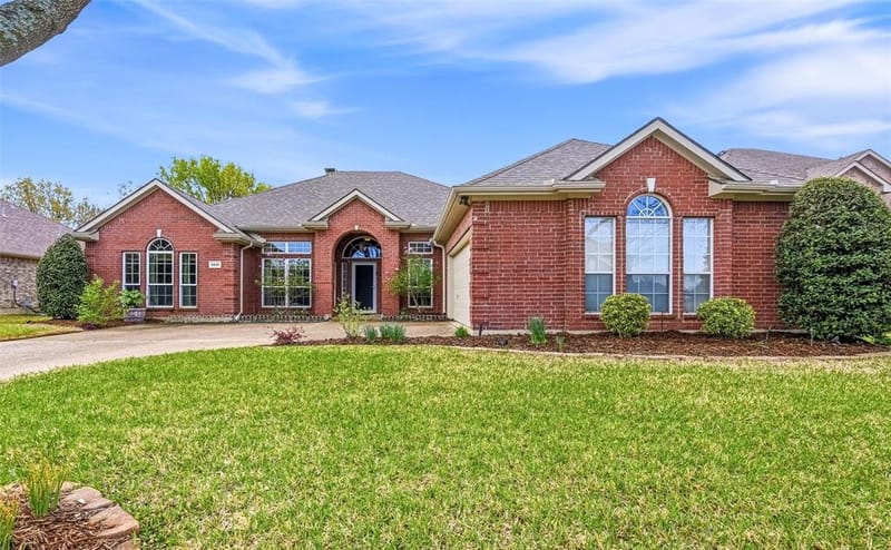 6610 Driftwood Lane, Rowlett TX 75089 - Photo 3