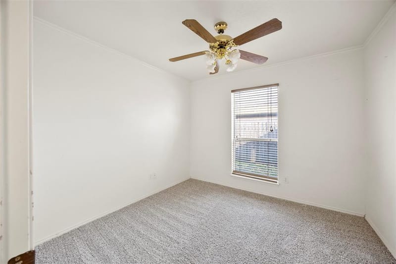 1021 Miles Avenue, Burleson TX 76028 - Photo 17