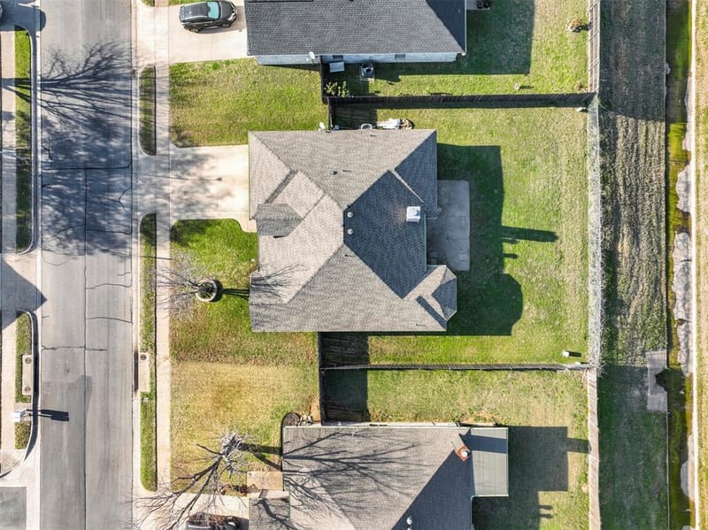 1021 Miles Avenue, Burleson TX 76028 - Photo 22