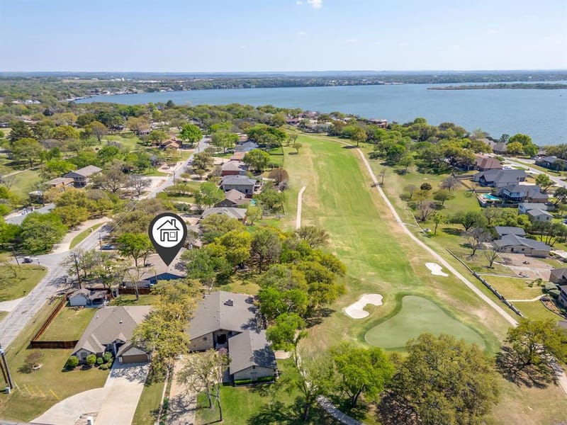 4031 Fairway Drive, Granbury TX 76049 - Photo 2