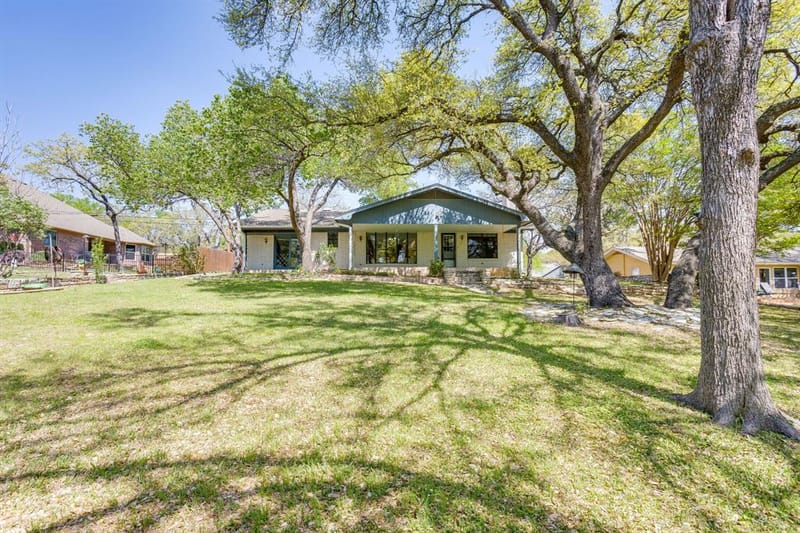 4031 Fairway Drive, Granbury TX 76049 - Photo 7