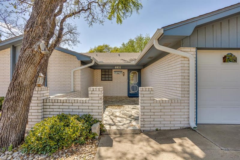 4031 Fairway Drive, Granbury TX 76049 - Photo 4