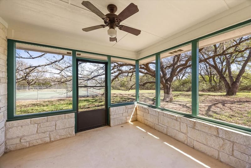 1118 County Road 325, Glen Rose TX 76043 - Photo 23