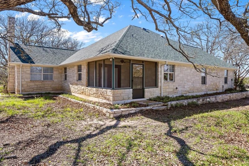 1118 County Road 325, Glen Rose TX 76043 - Photo 31