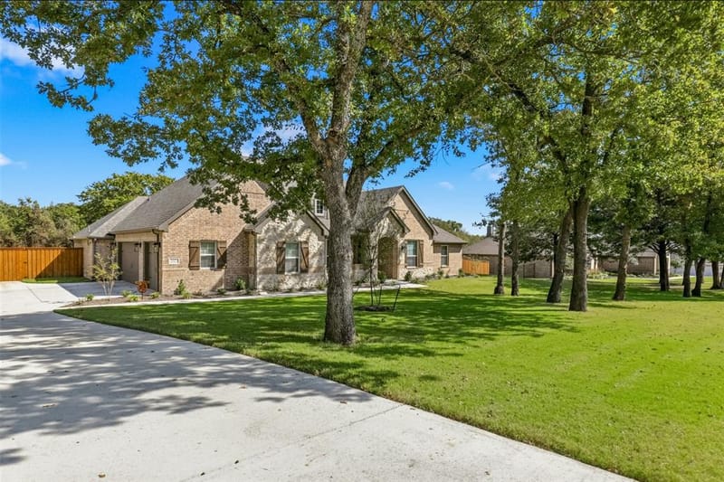 2021 Crystal Palace Boulevard, Alvarado TX 76009 - Photo 6
