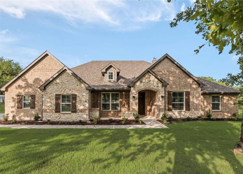 2021 Crystal Palace Boulevard, Alvarado TX 76009 - Photo 5