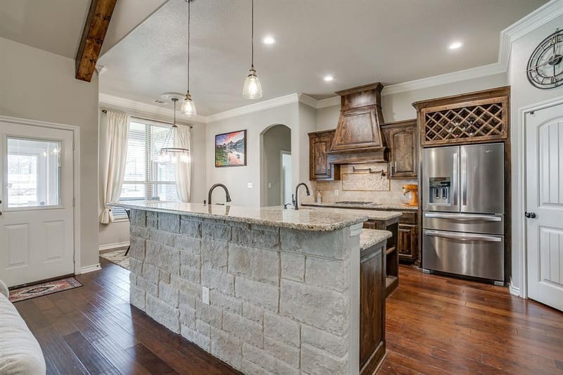 1615 Sanger Drive, Springtown TX 76082 - Photo 13