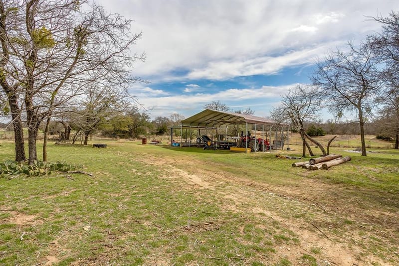 1615 Sanger Drive, Springtown TX 76082 - Photo 36