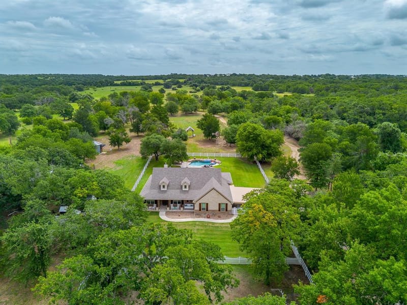 1615 Sanger Drive, Springtown TX 76082