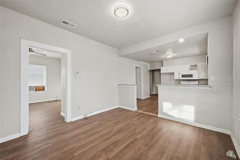 1101 N Harrison Avenue, Sherman TX 75090 - Photo 2