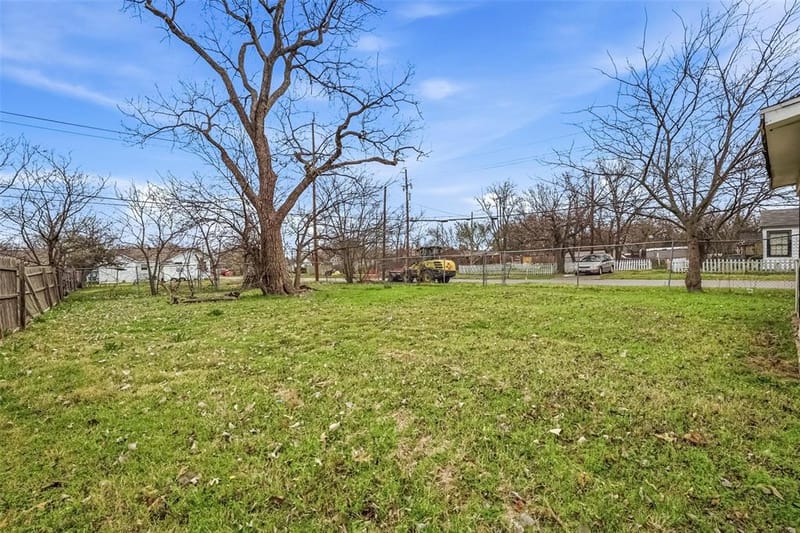 1101 N Harrison Avenue, Sherman TX 75090 - Photo 16