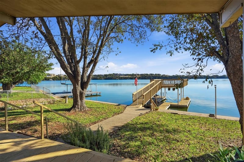 4016 Linda Court, Granbury TX 76048