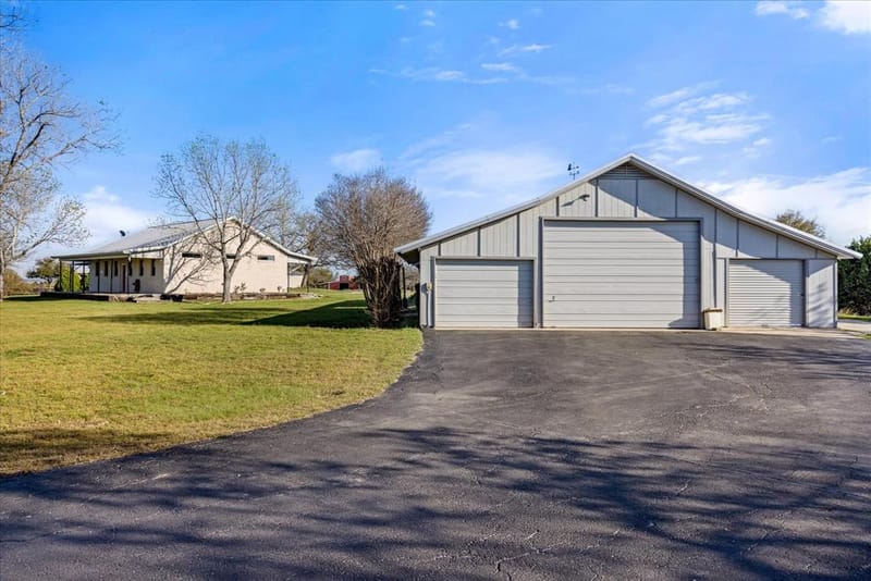 3100 Durant Court, Granbury TX 76049 - Photo 22