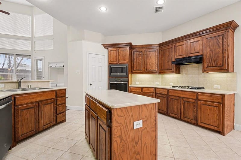 8709 Havant Lane, Plano TX 75024 - Photo 12