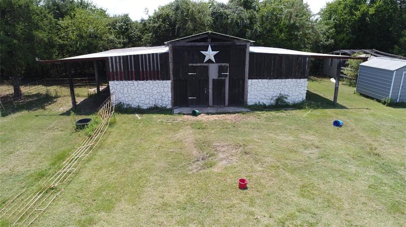 14200 County Road 2180, Richland TX 76681 - Photo 2