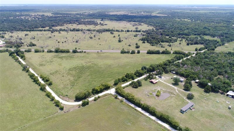 14200 County Road 2180, Richland TX 76681 - Photo 17
