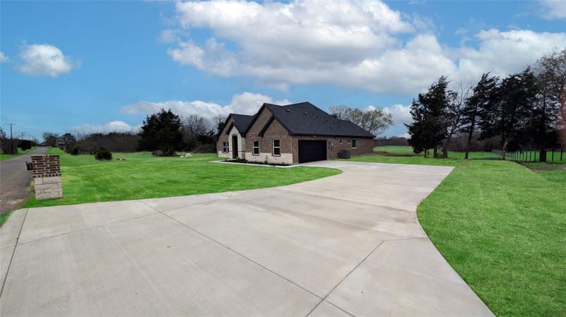956 County Road 4108, Greenville TX 75401 - Photo 33