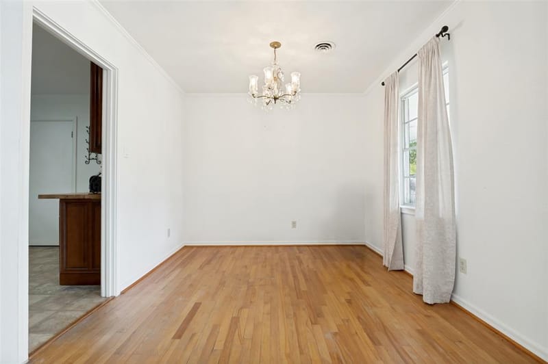 329 N Brighton Avenue, Dallas TX 75208 - Photo 13