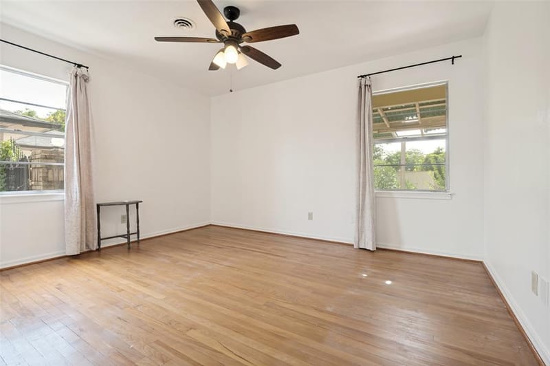 329 N Brighton Avenue, Dallas TX 75208 - Photo 8