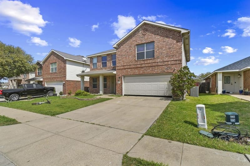 167 Jefferson Drive, Venus TX 76084 - Photo 2