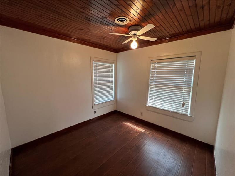 533 E Sears Street, Denison TX 75021 - Photo 15