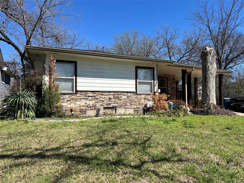 533 E Sears Street, Denison TX 75021 - Photo 4