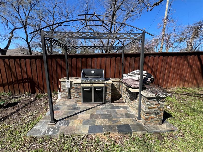 533 E Sears Street, Denison TX 75021 - Photo 25