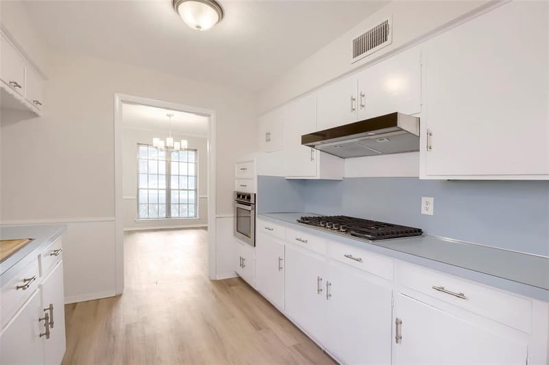 3256 Chapel Downs Drive, Dallas TX 75229 - Photo 9