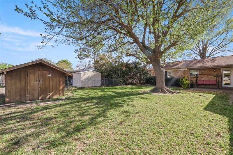 409 Colonial Drive, Garland TX 75043 - Photo 23