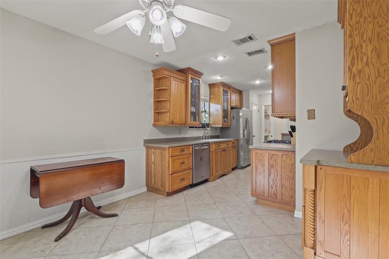409 Colonial Drive, Garland TX 75043 - Photo 7