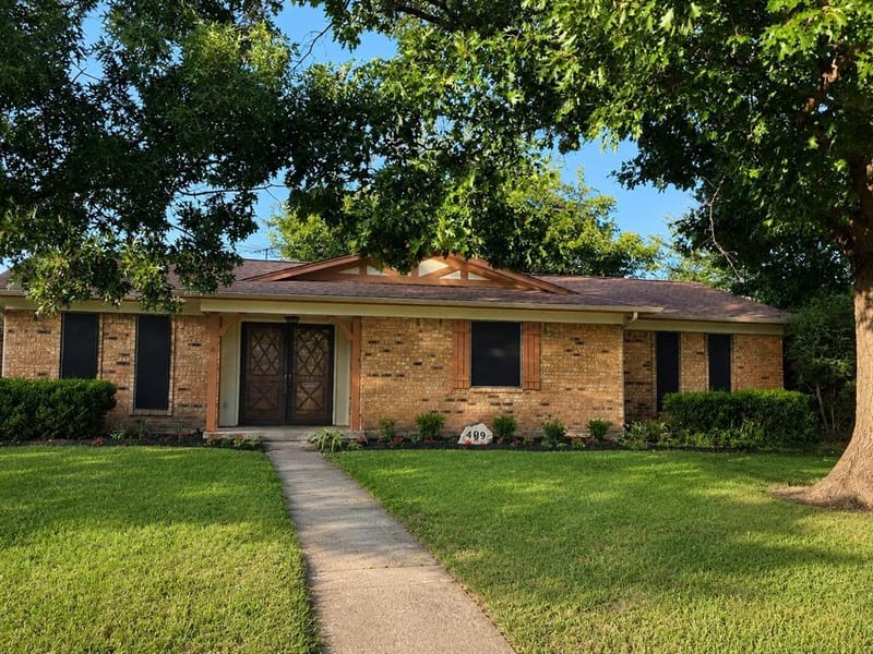 409 Colonial Drive, Garland TX 75043