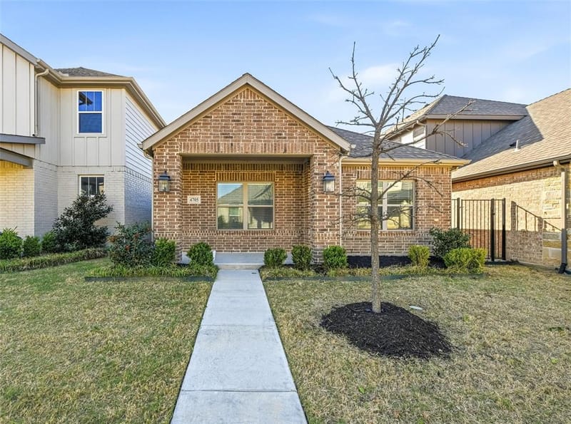 4705 Sunny Pathway, Haltom City TX 76117