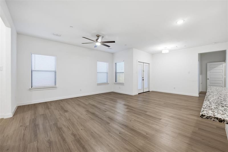4705 Sunny Pathway, Haltom City TX 76117 - Photo 9