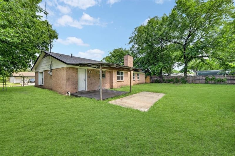 6412 Embassy Drive, Forest Hill TX 76119 - Photo 35