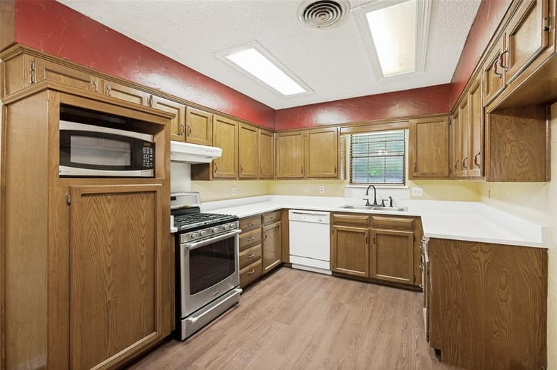508 S Pedigo Street, Pilot Point TX 76258 - Photo 10