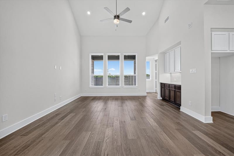 11725 Treehouse Trail, Justin TX 76247 - Photo 8