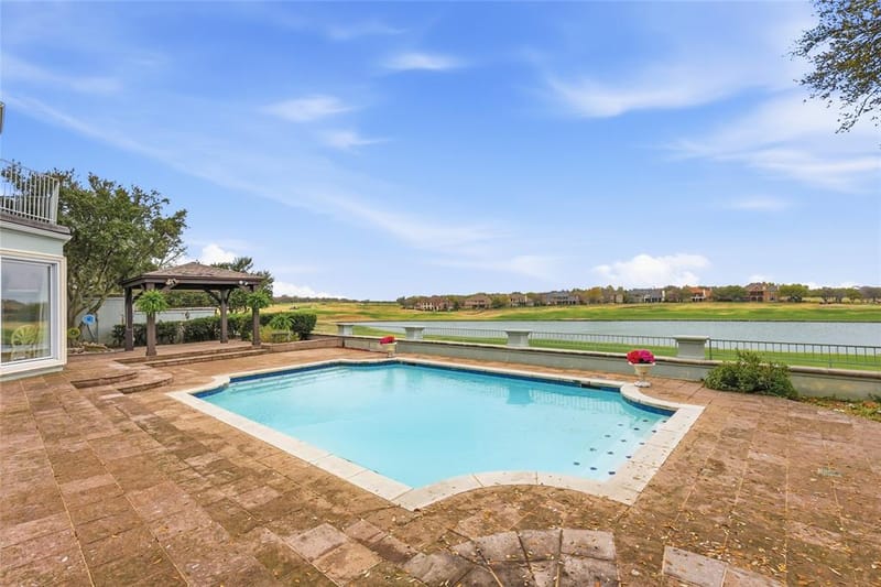 7204 Round Hill Road, McKinney TX 75072 - Photo 32