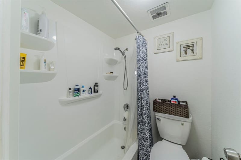 558 E Avenue J # B, Grand Prairie TX 75050 - Photo 9