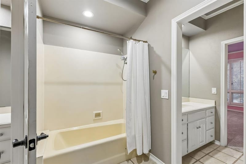 12309 Creekspan Drive, Dallas TX 75243 - Photo 22
