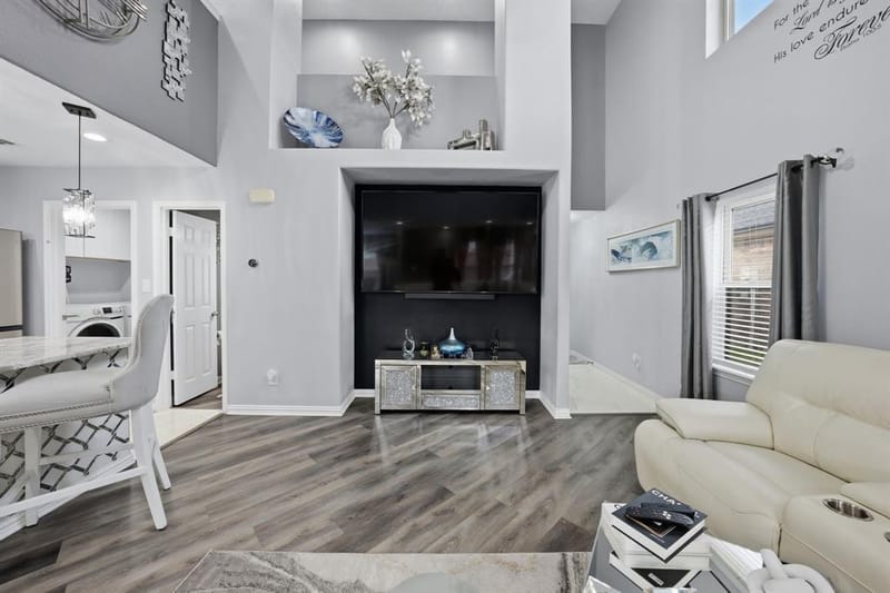 8342 Timberbrook Lane, Dallas TX 75249 - Photo 12