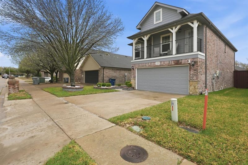 8342 Timberbrook Lane, Dallas TX 75249 - Photo 7