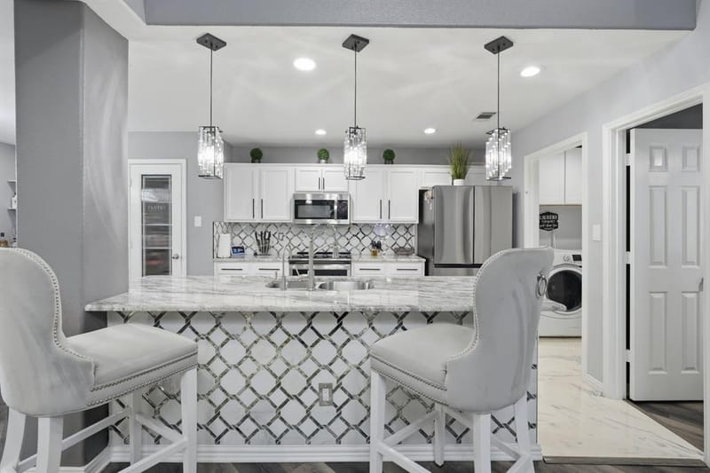 8342 Timberbrook Lane, Dallas TX 75249