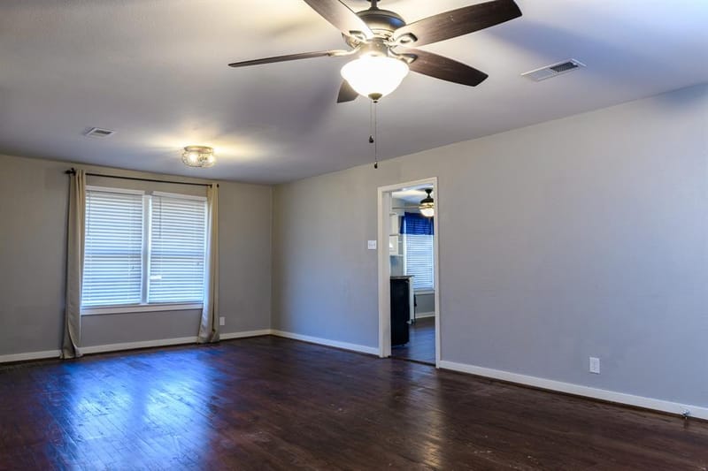 1500 S Scullin Avenue, Denison TX 75020 - Photo 4