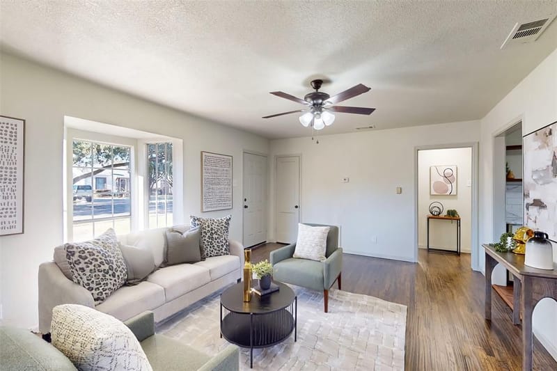 2842 Carlson Drive, Dallas TX 75235 - Photo 12