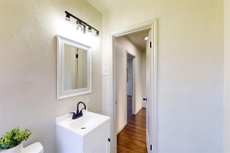 2842 Carlson Drive, Dallas TX 75235 - Photo 28