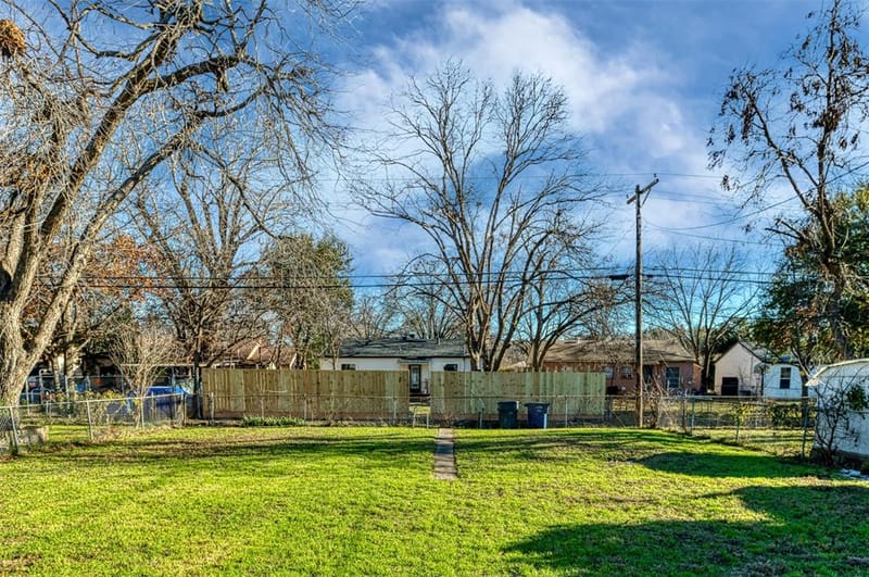 2842 Carlson Drive, Dallas TX 75235 - Photo 33