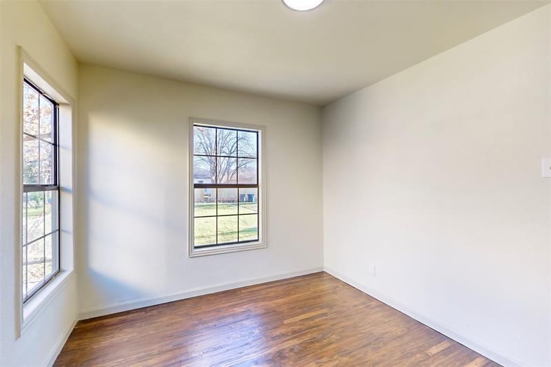 2842 Carlson Drive, Dallas TX 75235 - Photo 25