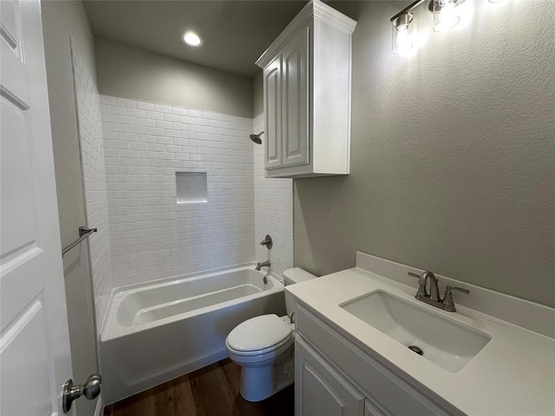 2009 Belle Lagos Ln, Cleburne TX 76033 - Photo 10