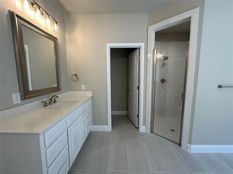 2009 Belle Lagos Ln, Cleburne TX 76033 - Photo 11